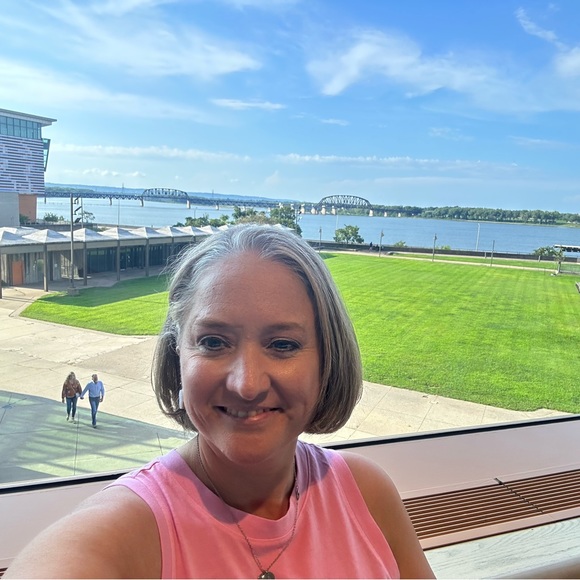 Meet your Posher, Angela - Picture 5 of 9